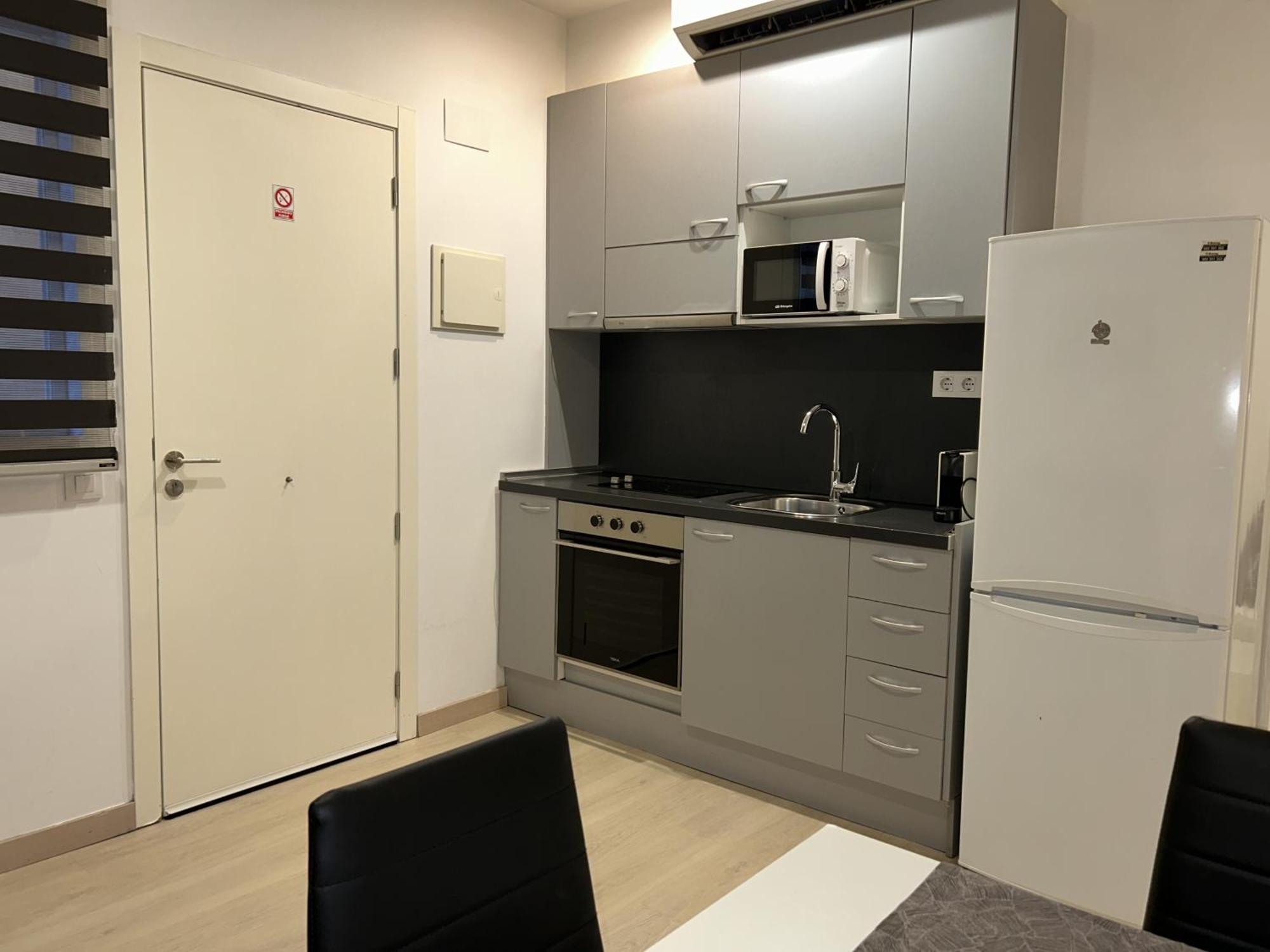 Apartahotel Baldiri Sant Boi de Llobregat Bagian luar foto