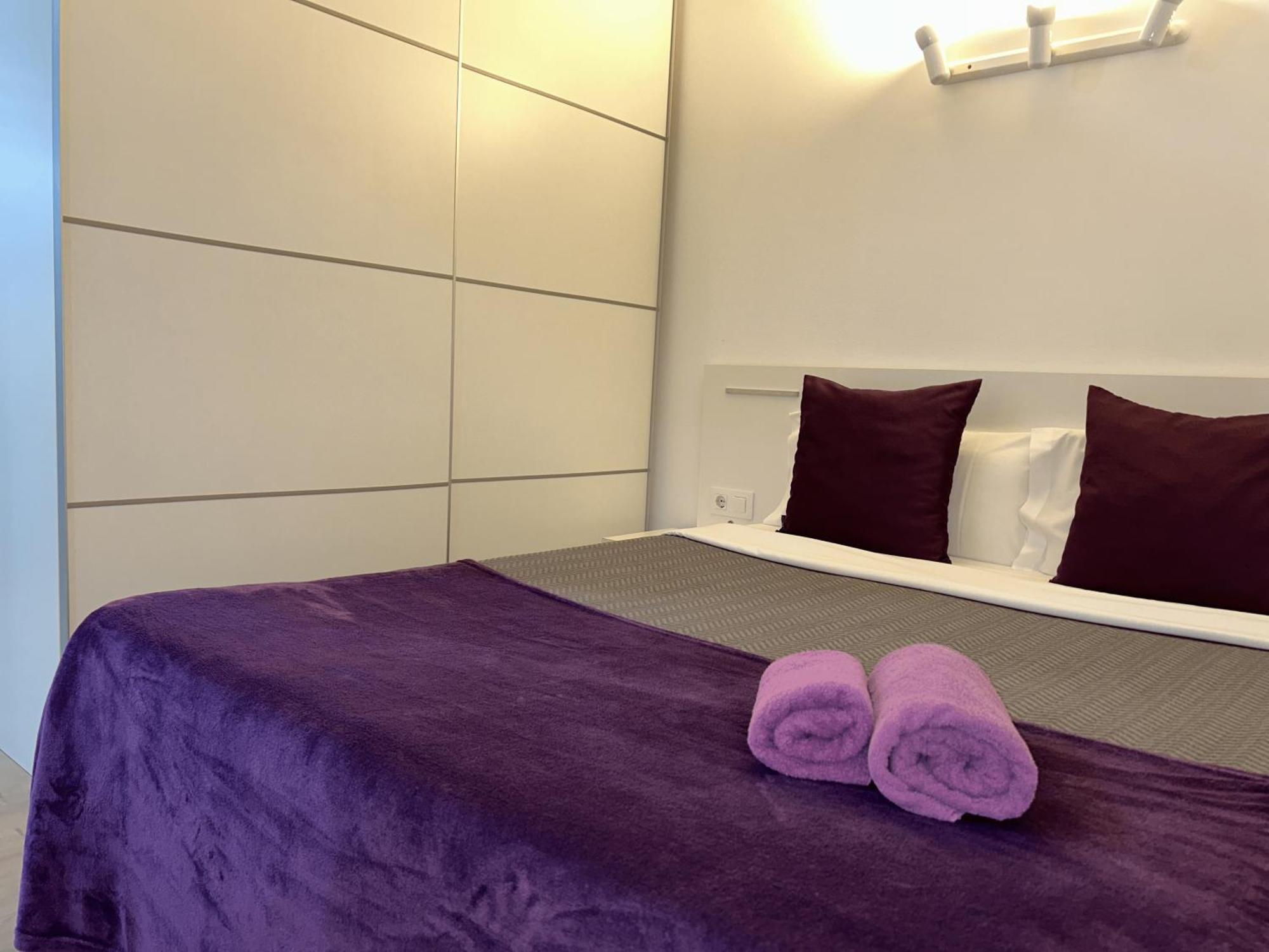 Apartahotel Baldiri Sant Boi de Llobregat Bagian luar foto