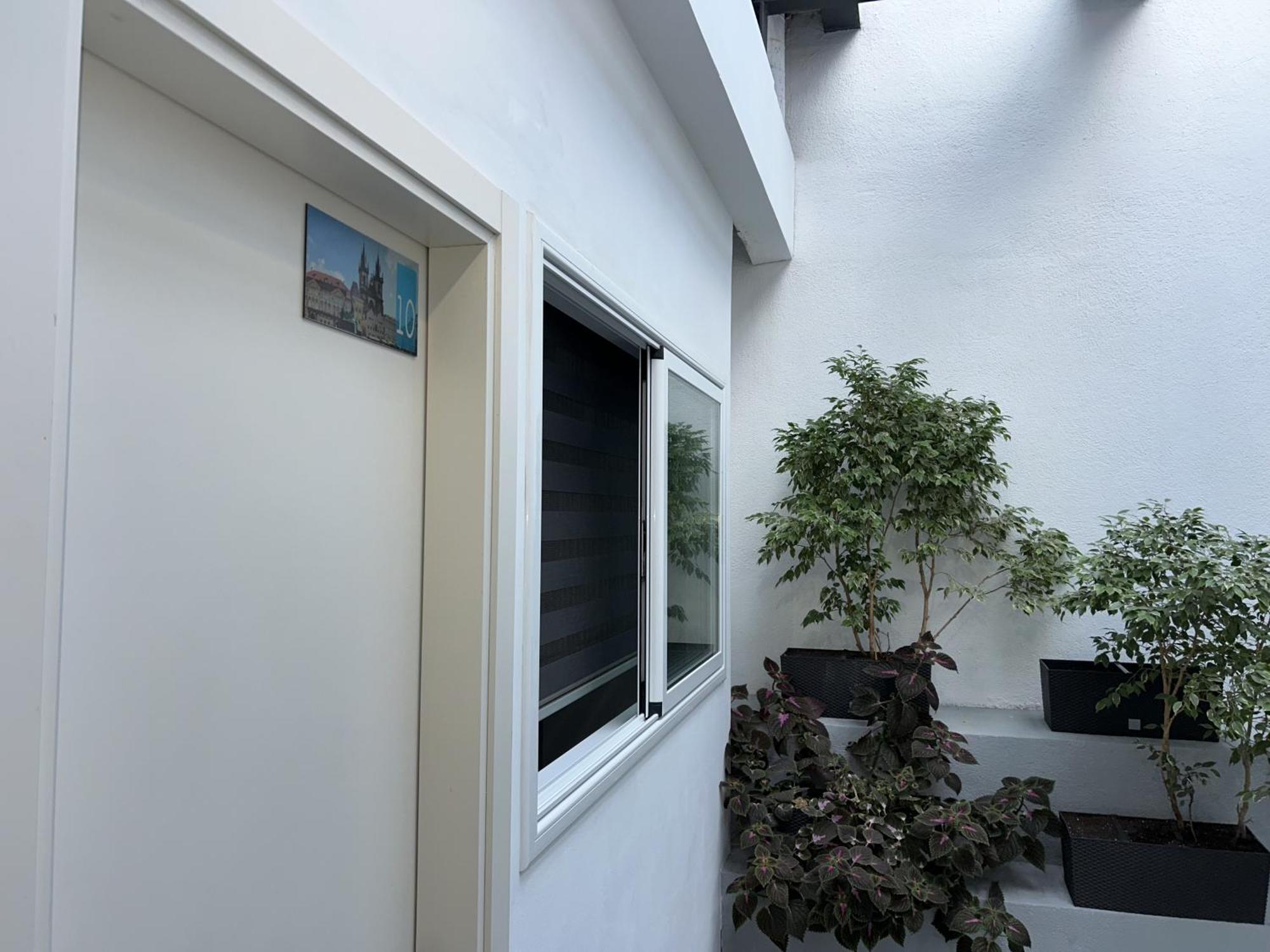 Apartahotel Baldiri Sant Boi de Llobregat Bagian luar foto