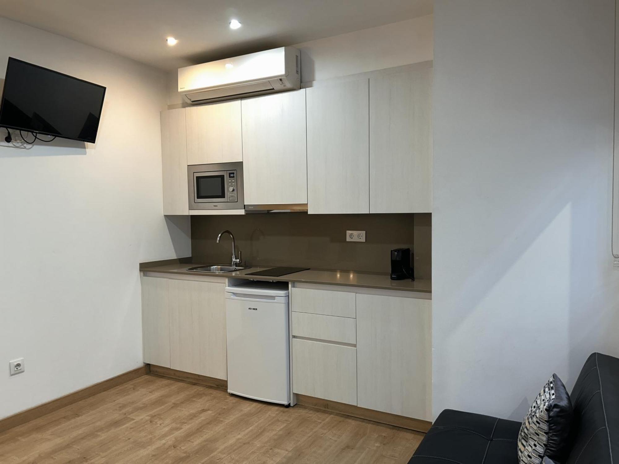 Apartahotel Baldiri Sant Boi de Llobregat Bagian luar foto