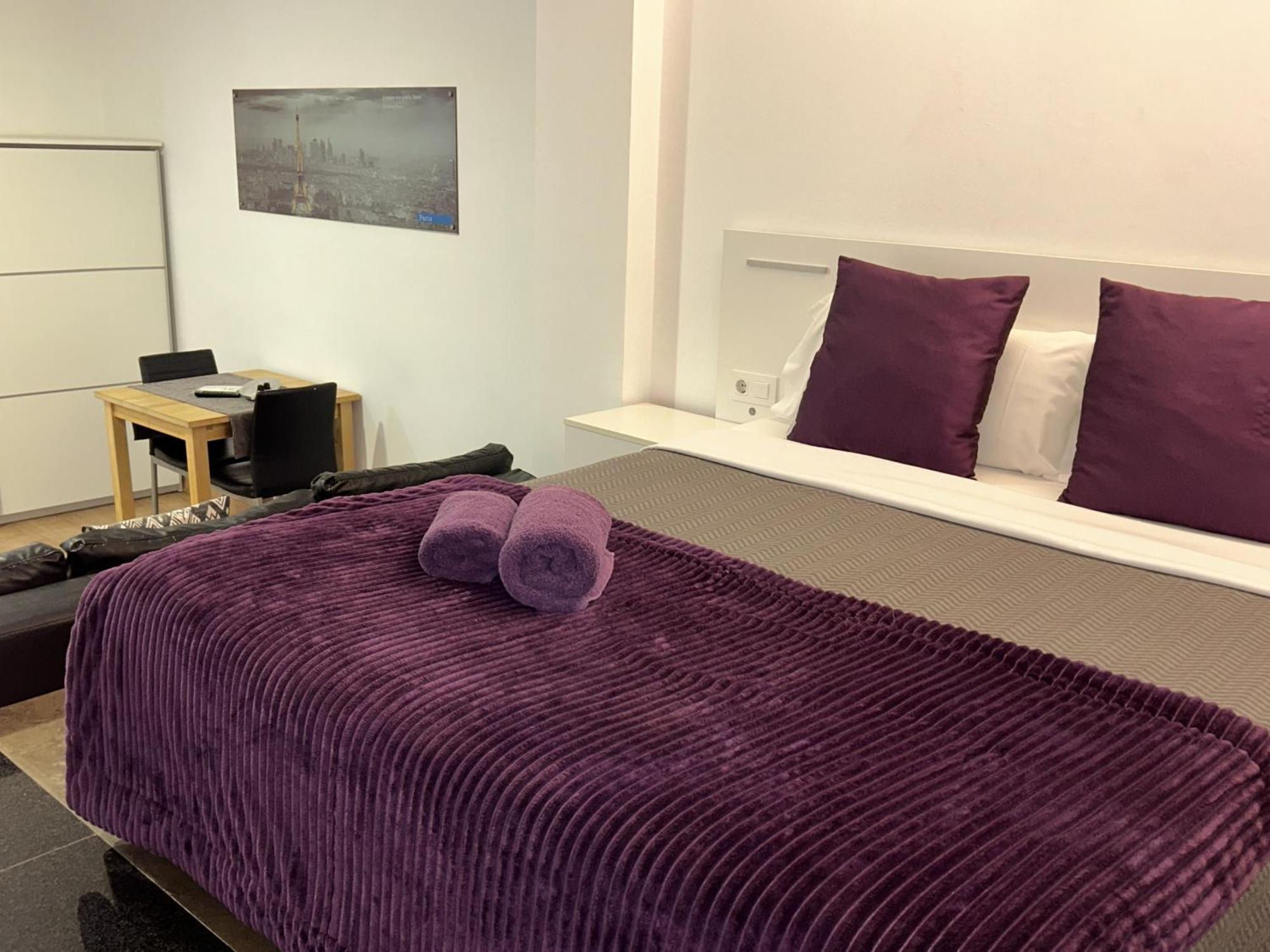 Apartahotel Baldiri Sant Boi de Llobregat Bagian luar foto