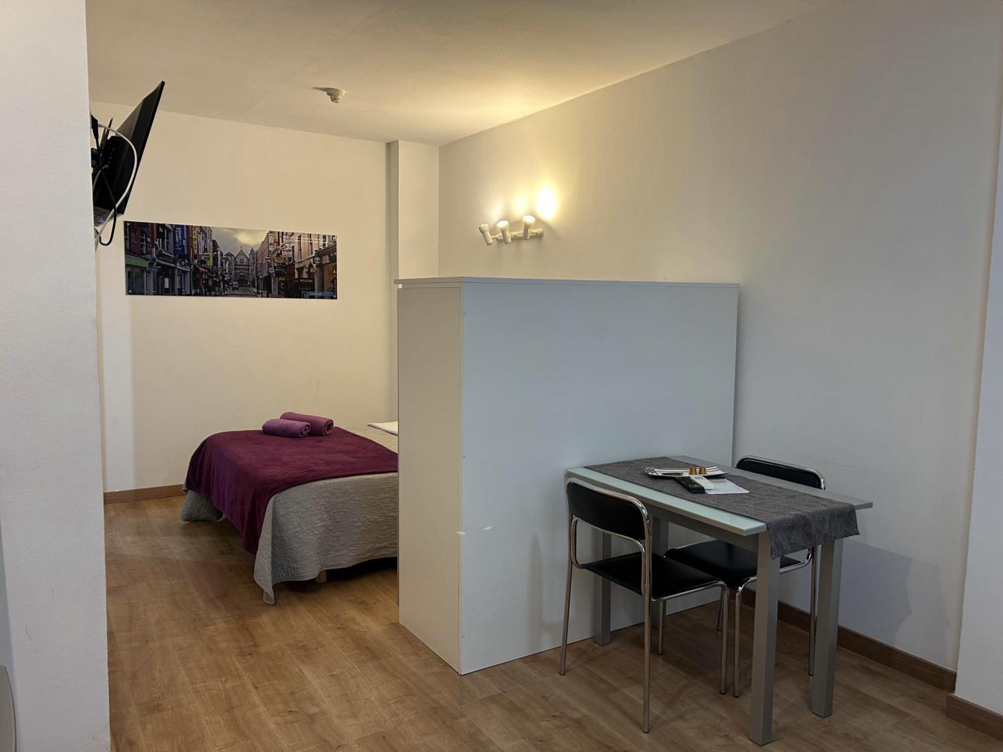 Apartahotel Baldiri Sant Boi de Llobregat Bagian luar foto