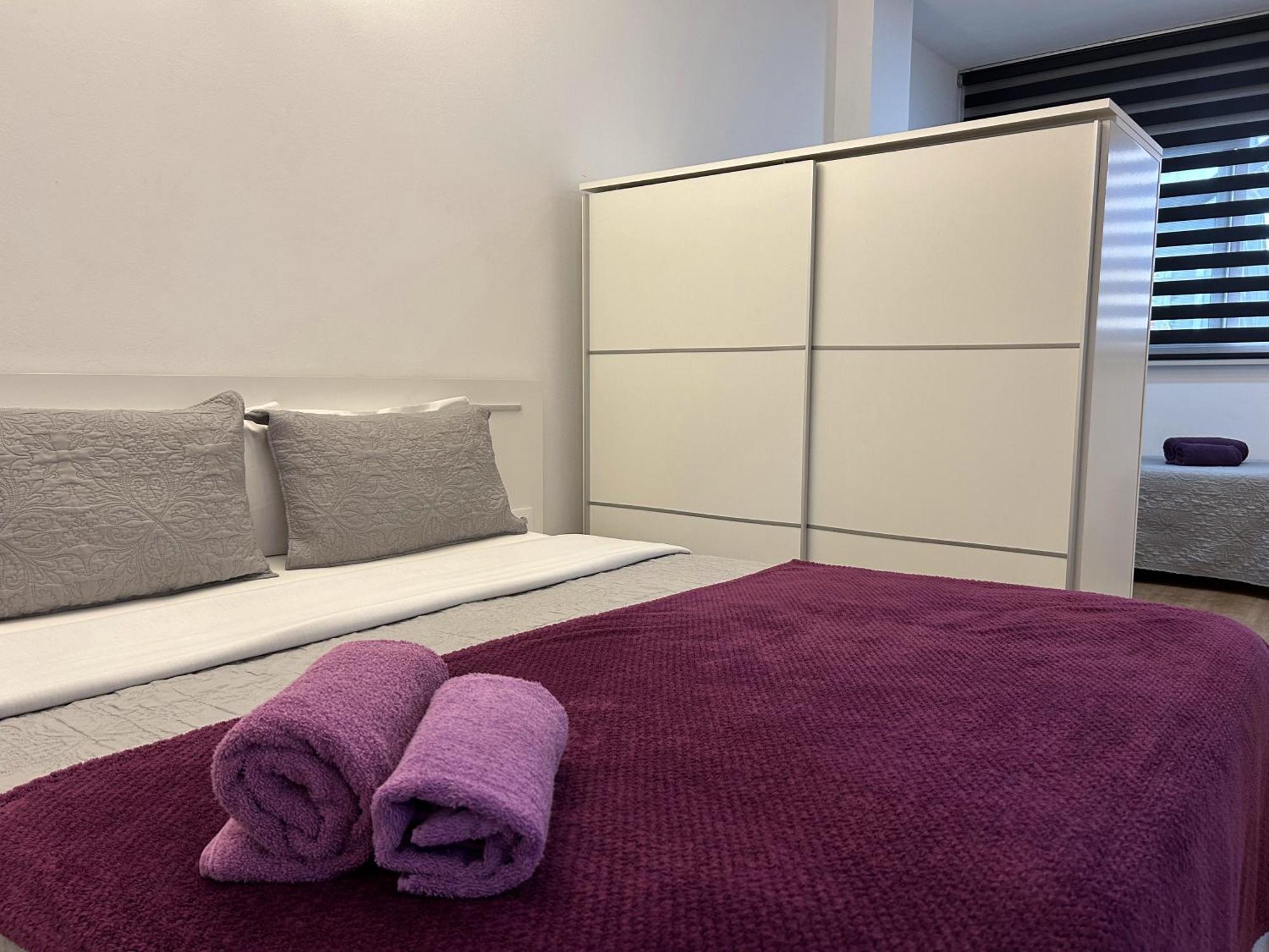 Apartahotel Baldiri Sant Boi de Llobregat Bagian luar foto