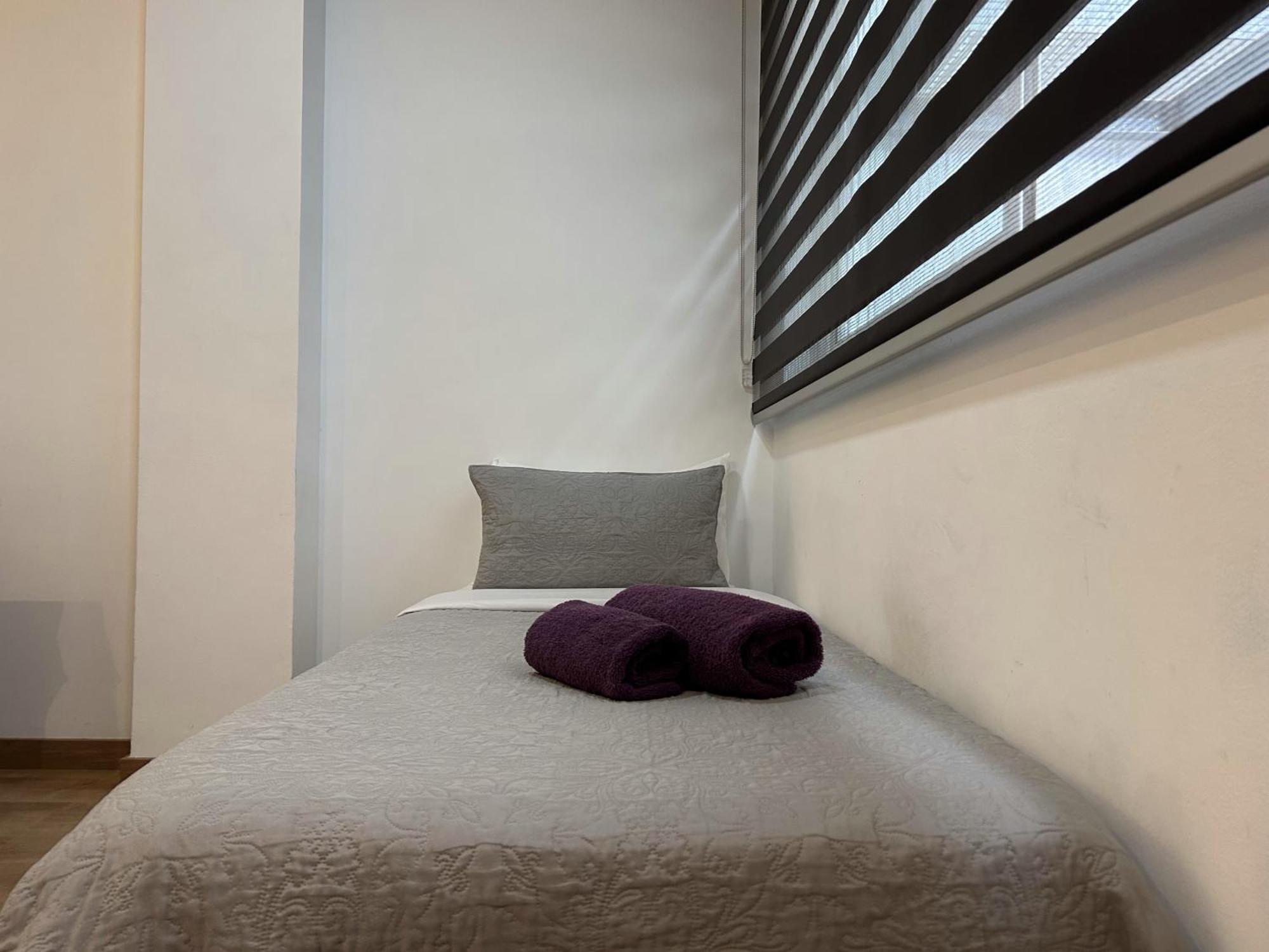 Apartahotel Baldiri Sant Boi de Llobregat Bagian luar foto