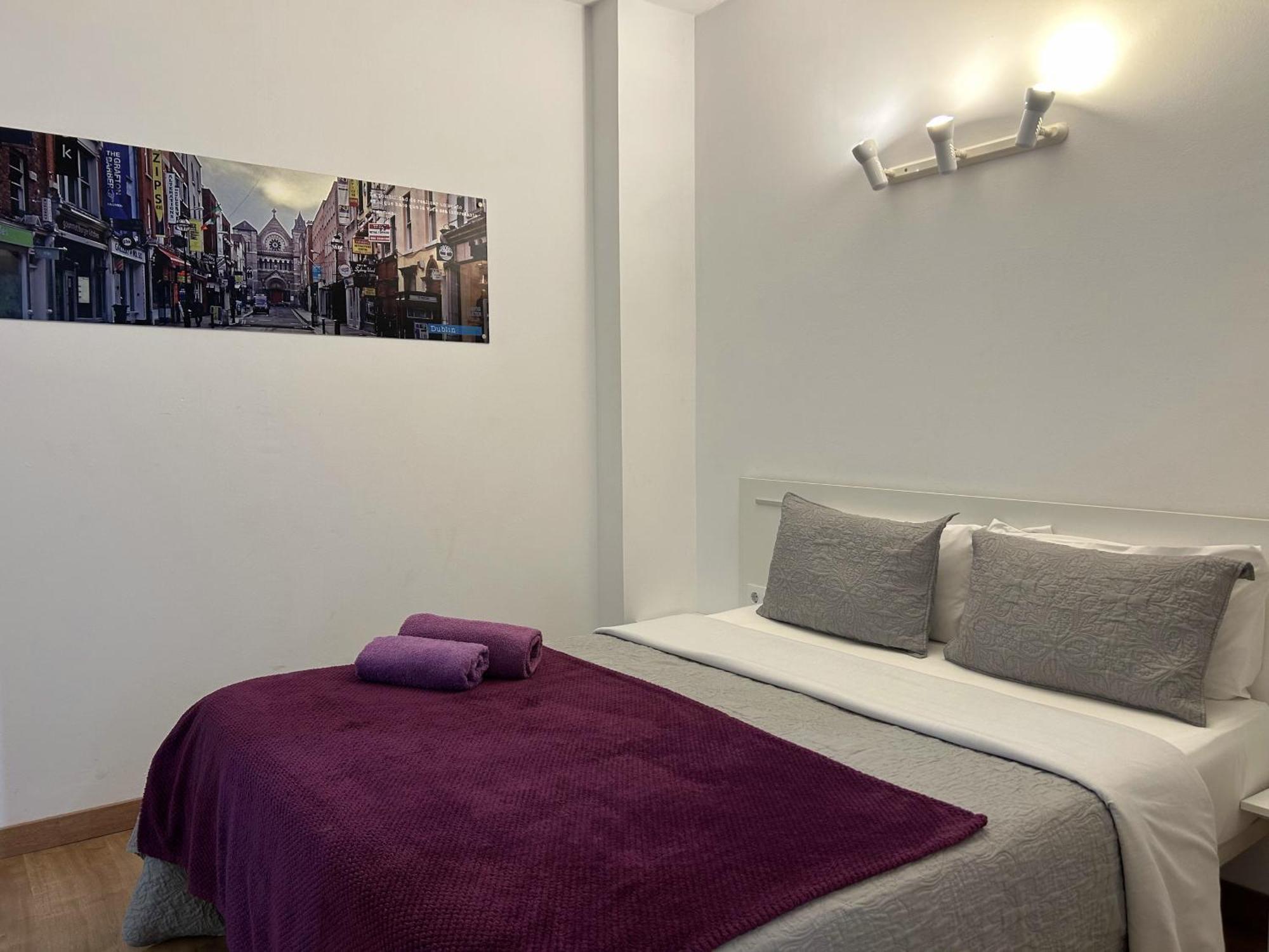 Apartahotel Baldiri Sant Boi de Llobregat Bagian luar foto