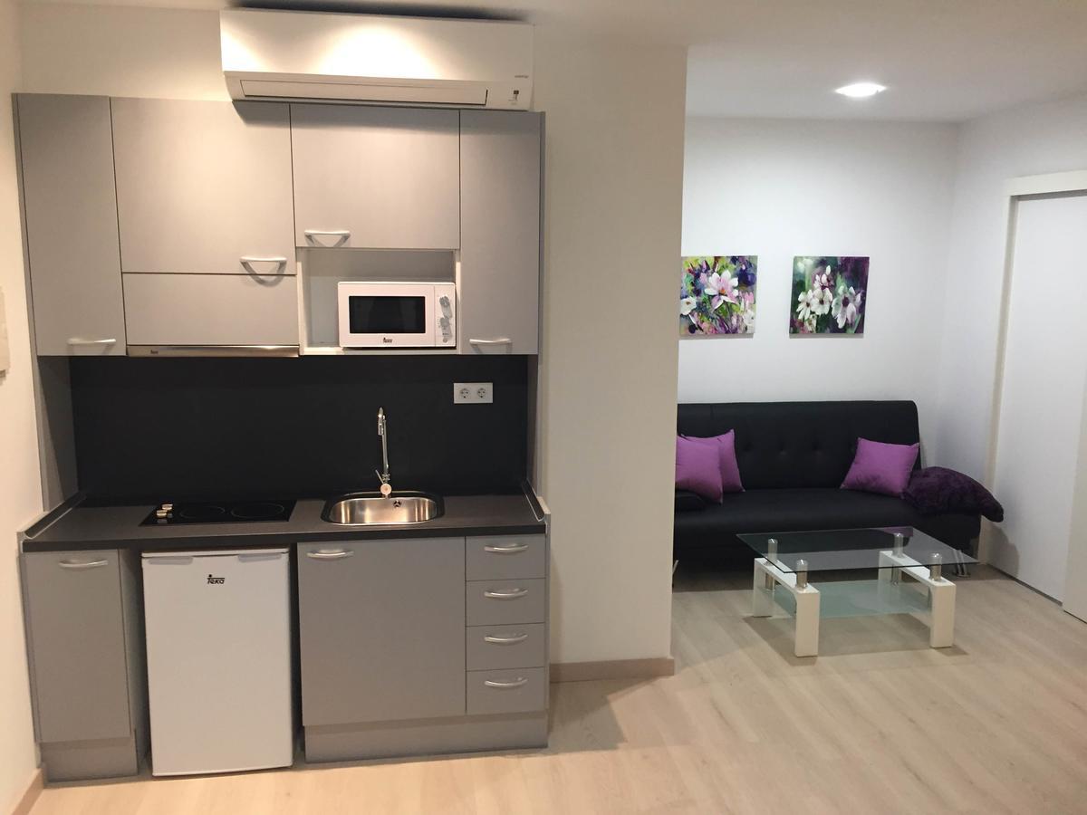 Apartahotel Baldiri Sant Boi de Llobregat Bagian luar foto